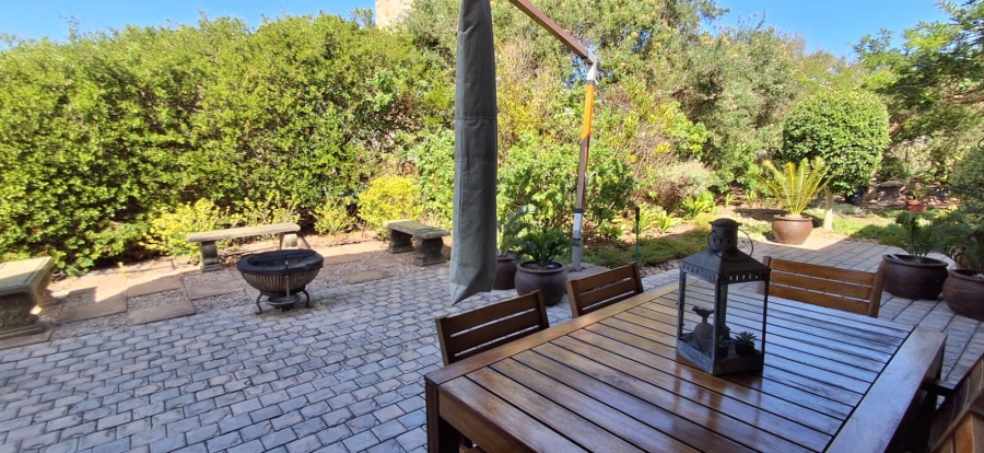 2 Bedroom Property for Sale in Hartenbos Landgoed Western Cape